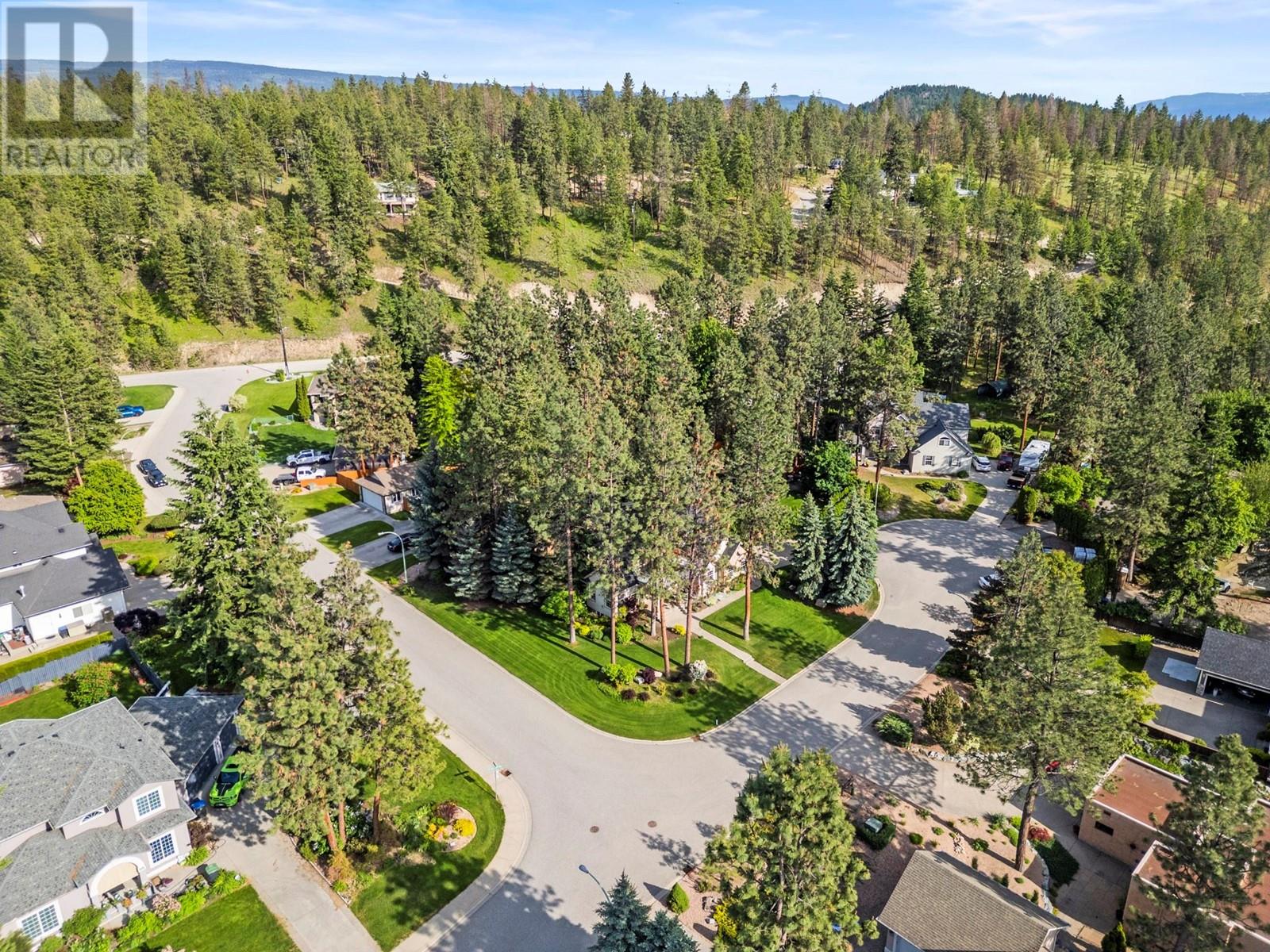  7229 Heritage Court, Lake Country