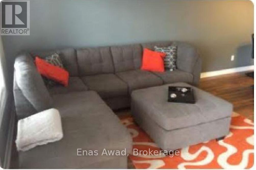 Photo 8 of 3 2224 Marble Crescent, Clarencerockland ON