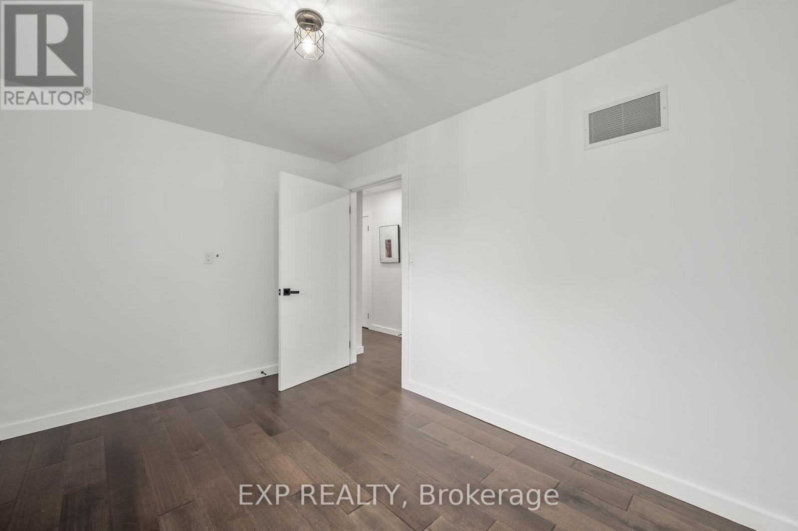 Photo 25 of 9622 Morning Glory Road, Georgina ON