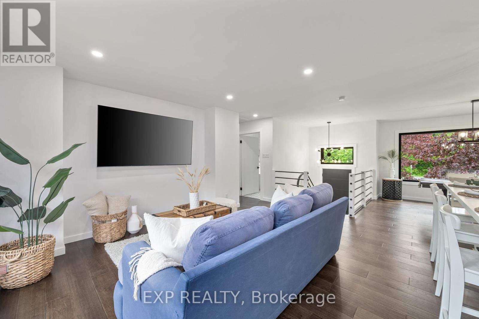 Photo 13 of 9622 Morning Glory Road, Georgina ON