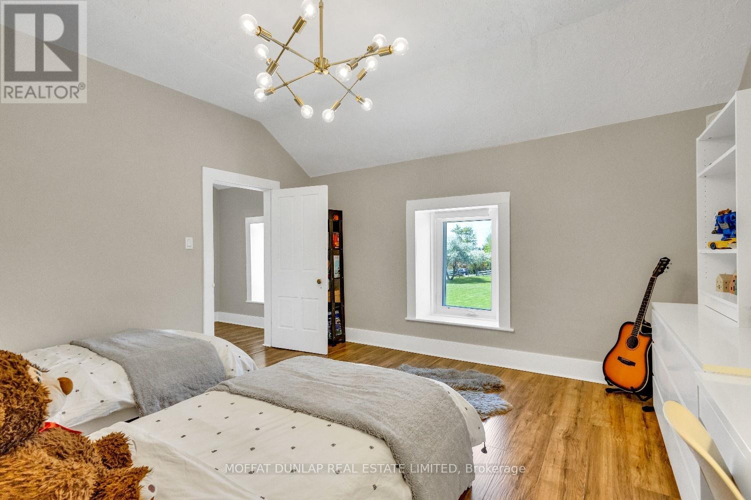 Photo 9 of 18161 Heart Lake Road, Caledon ON