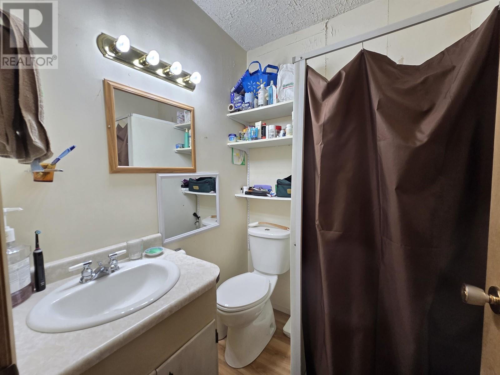 19 95 MOUNTAIN VIEW ROAD, McBride