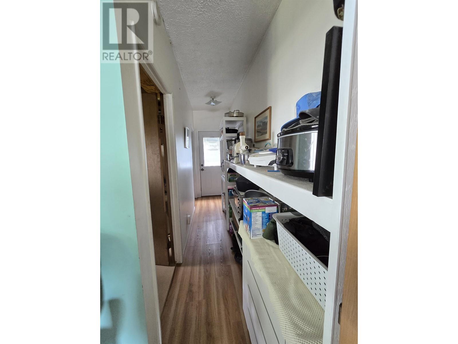 19 95 MOUNTAIN VIEW ROAD, McBride