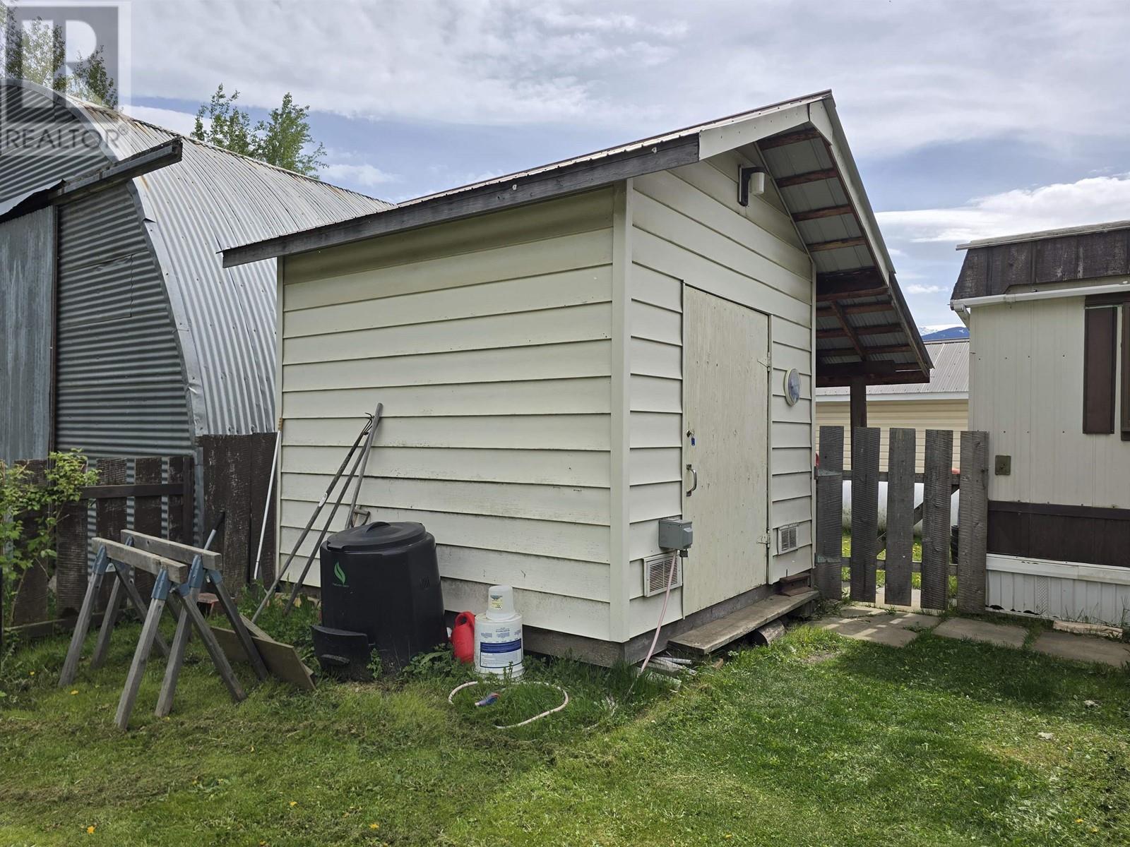 19 95 MOUNTAIN VIEW ROAD, McBride