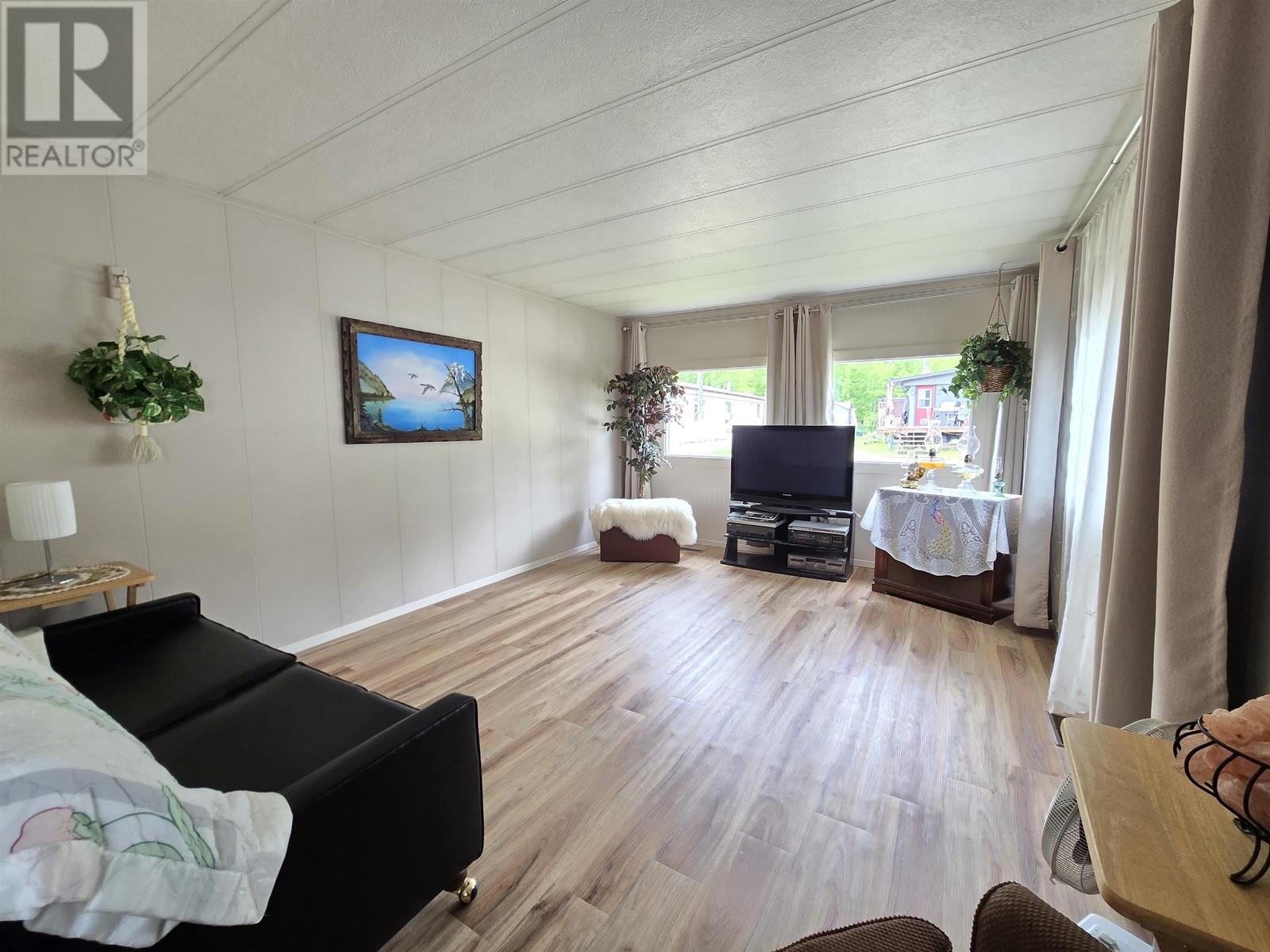 19 95 MOUNTAIN VIEW ROAD, McBride