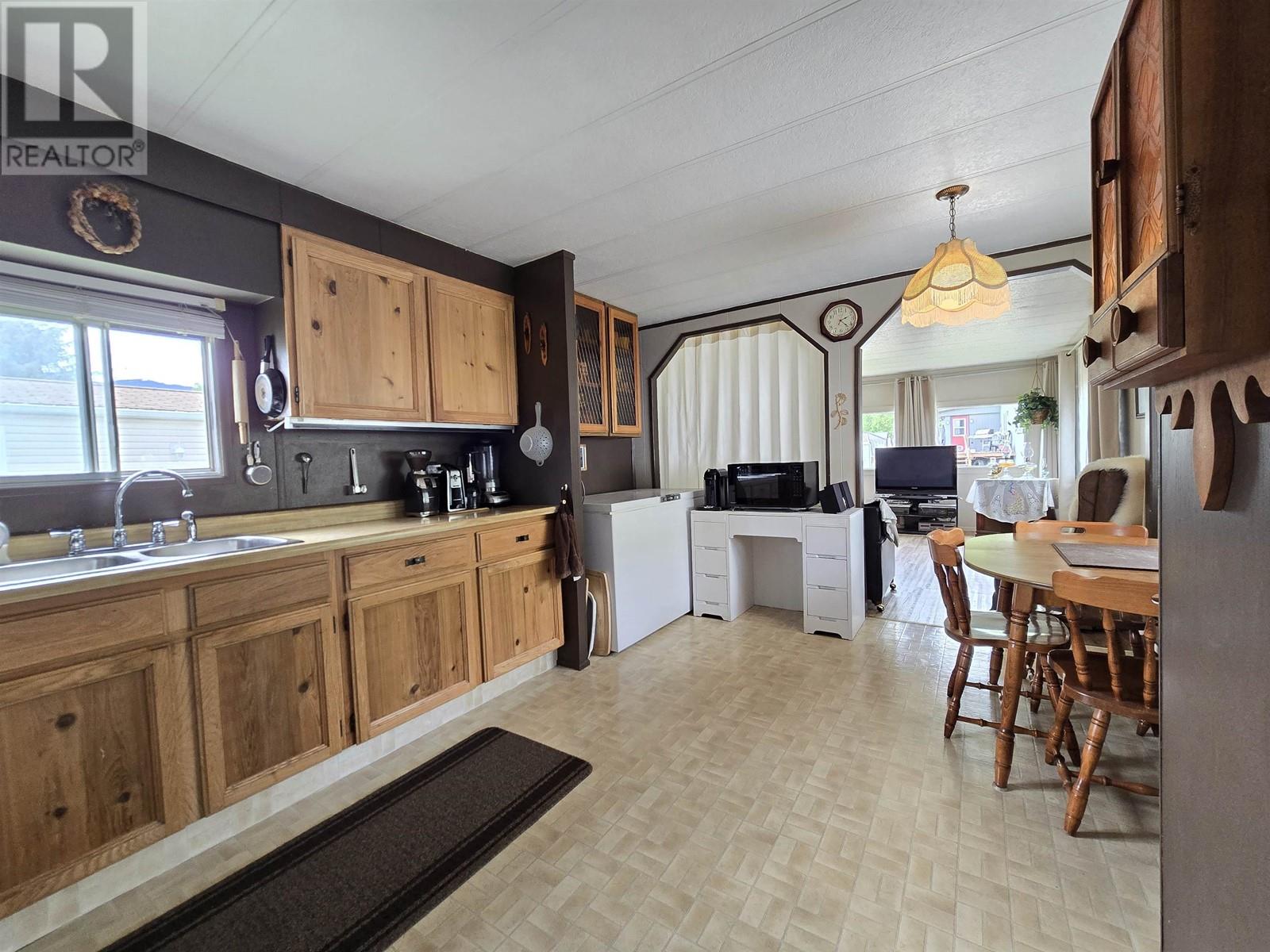 19 95 MOUNTAIN VIEW ROAD, McBride