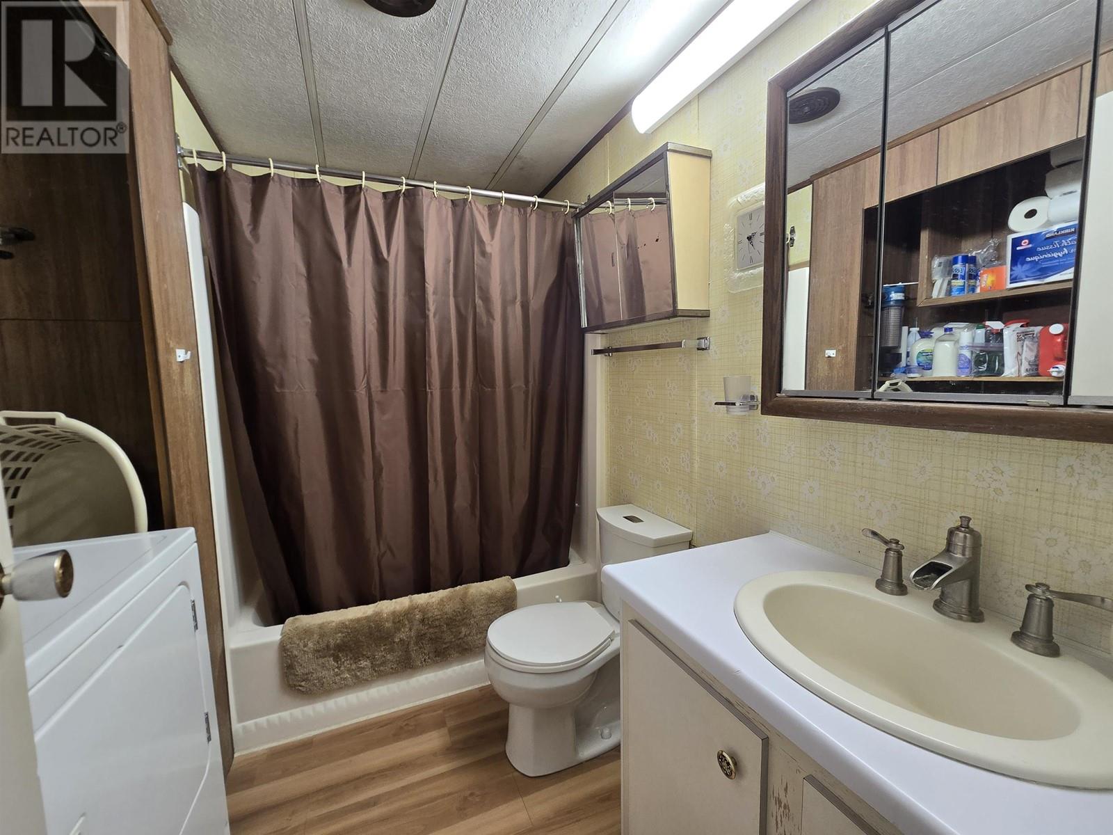 19 95 MOUNTAIN VIEW ROAD, McBride