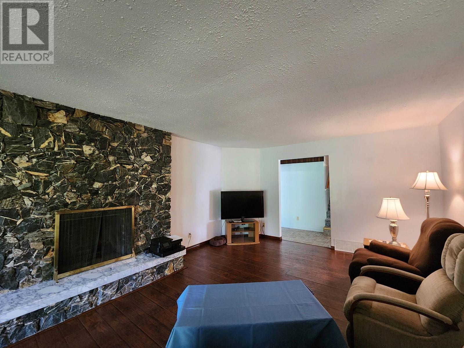 1116 RED BLUFF ROAD, Quesnel