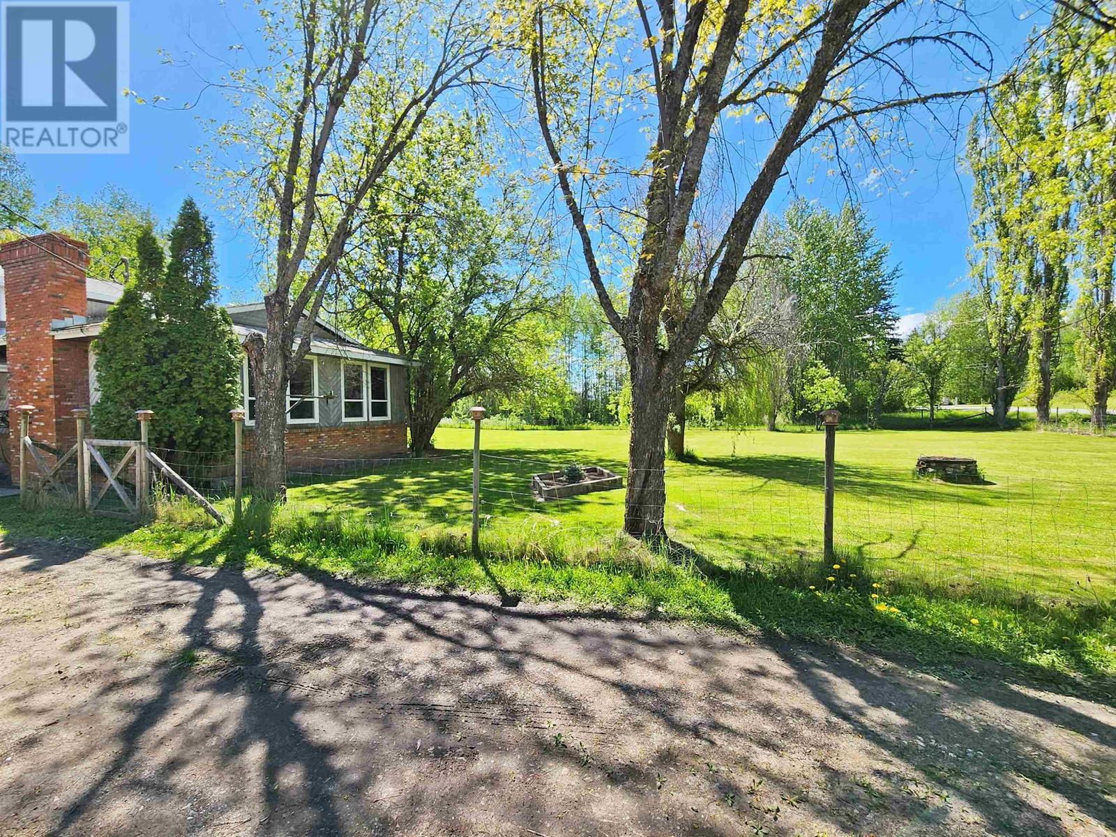 1116 RED BLUFF ROAD, Quesnel