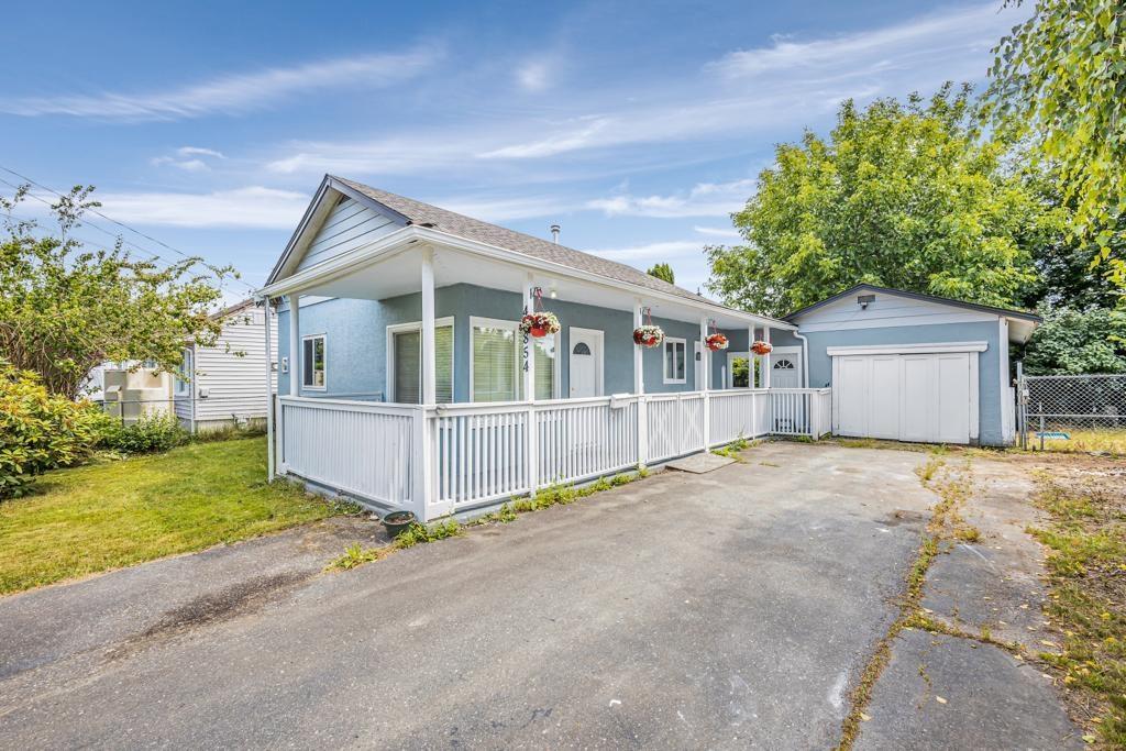 Photo 2 of 45854 Henley Avenue Chilliwack Proper West, Chilliwack BC