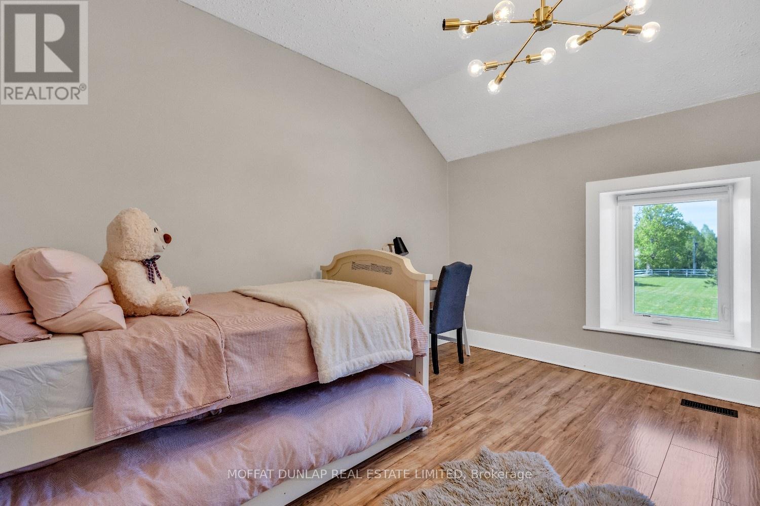 Photo 11 of 18161 Heart Lake Road, Caledon ON