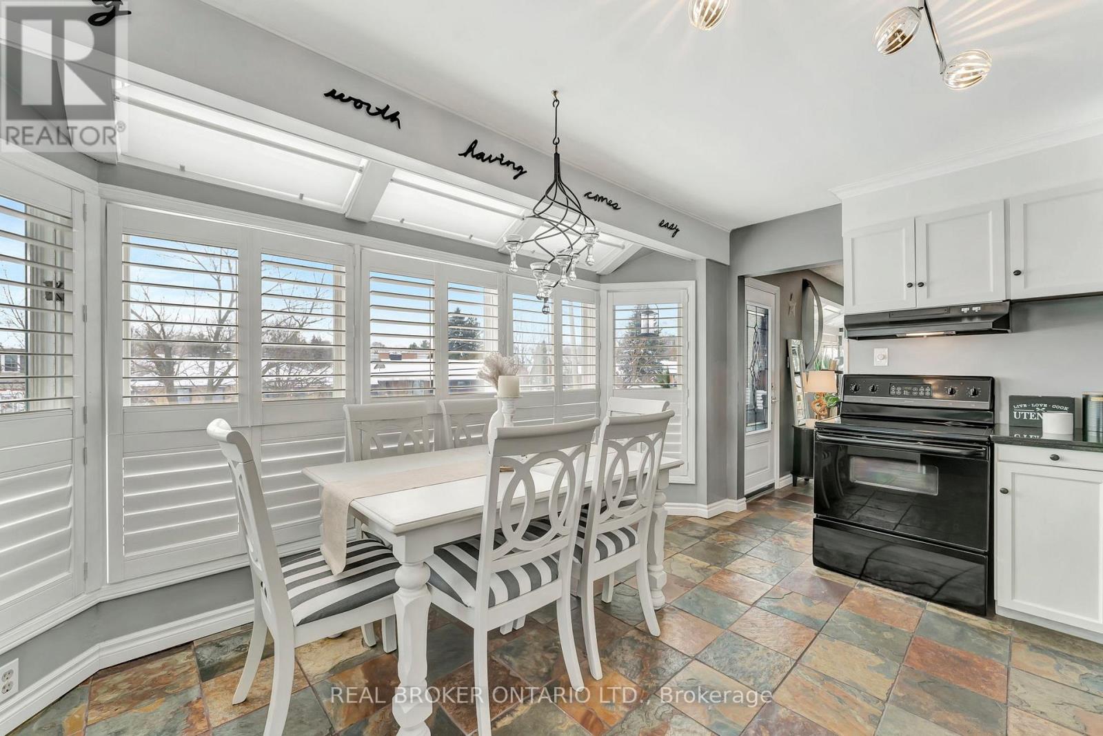 Photo 7 of 924 Union Street, Kitchener ON
