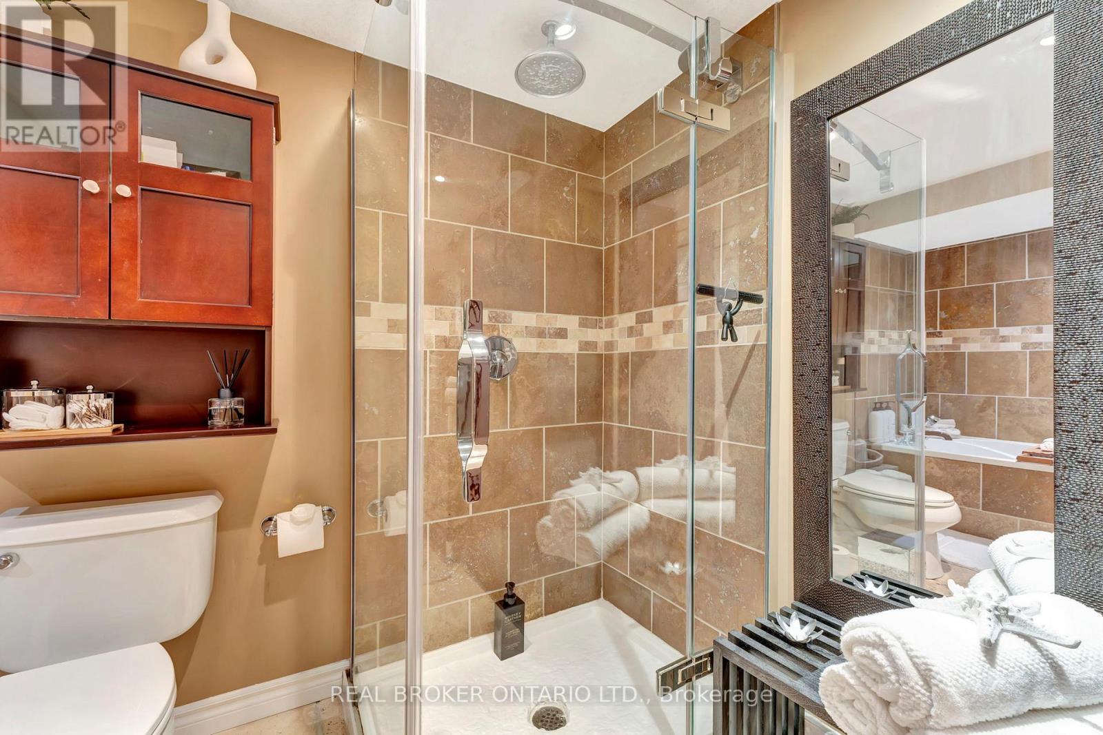 Photo 6 of 924 Union Street, Kitchener ON