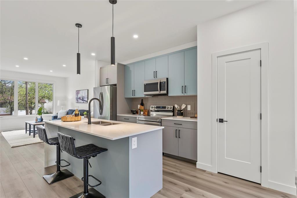 Photo 6 of 33 Stranmillis Avenue, Winnipeg MB