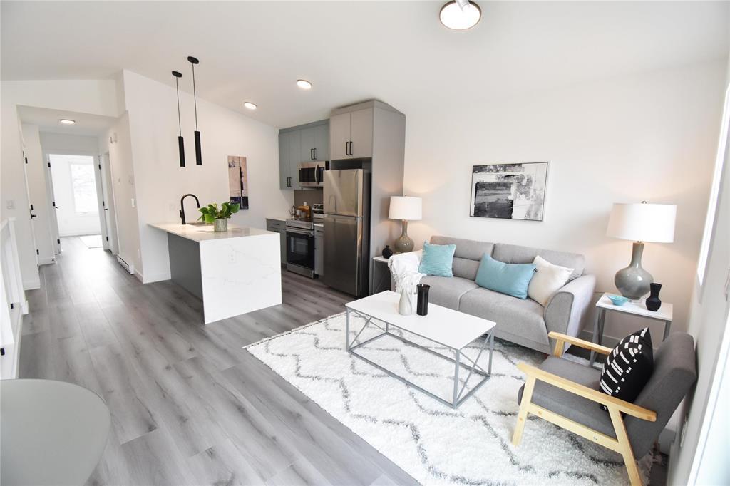 Photo 7 of 33 Stranmillis Avenue, Winnipeg MB