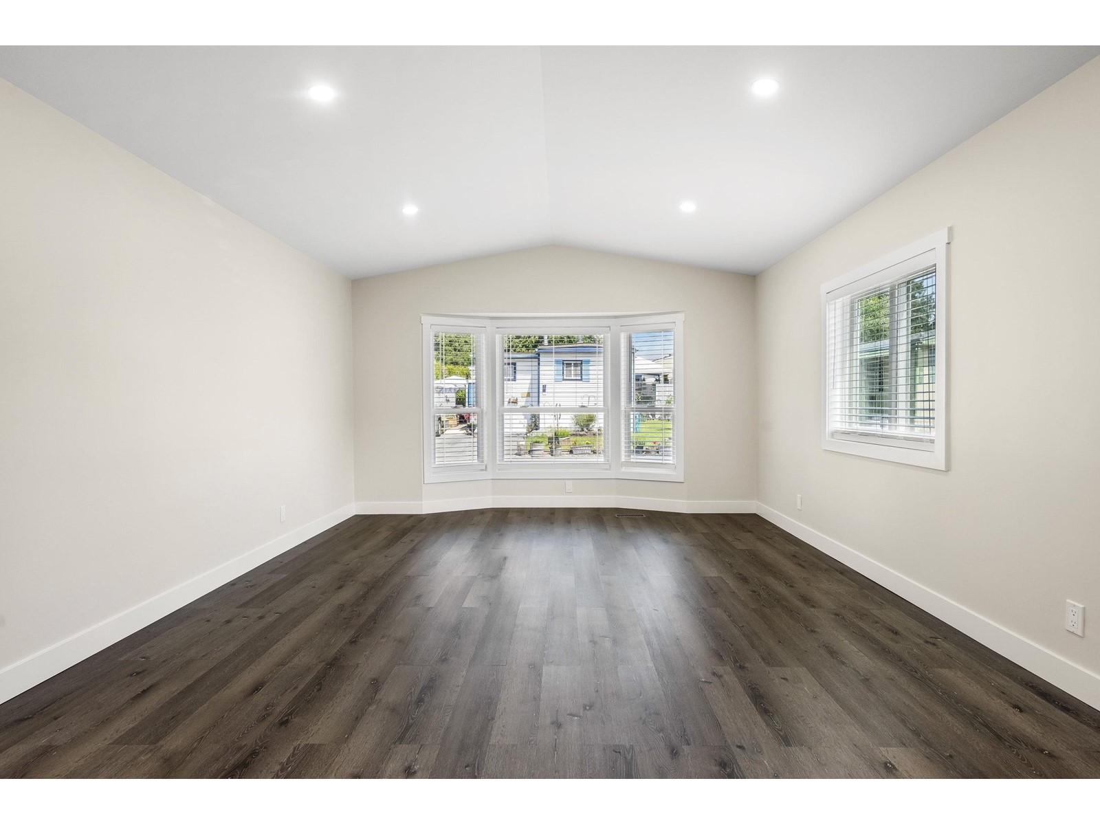 Photo 4 of 3 44565 Monte Vista Drive Sardis South, Chilliwack BC