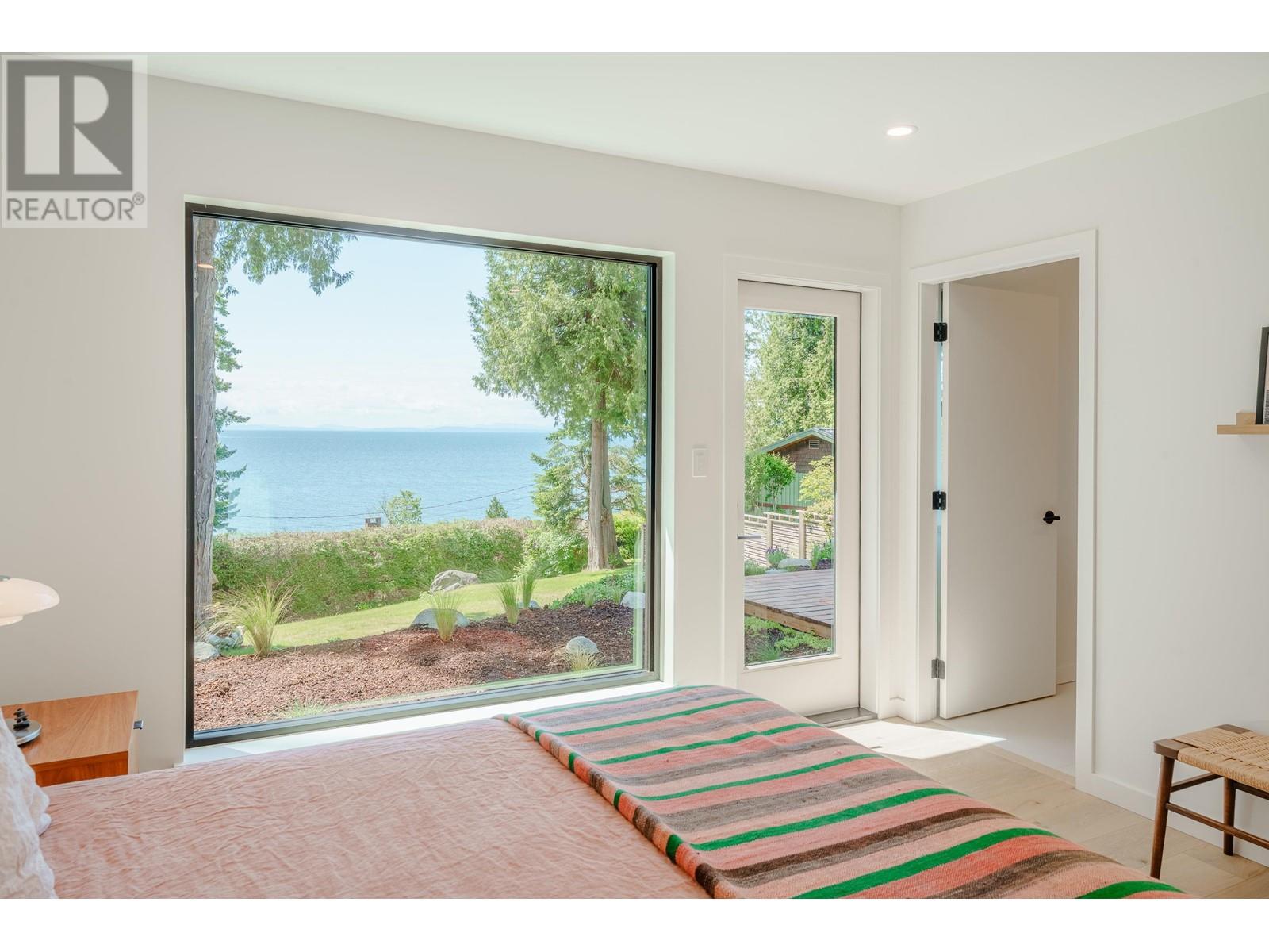 107 MAHAN ROAD, Gibsons