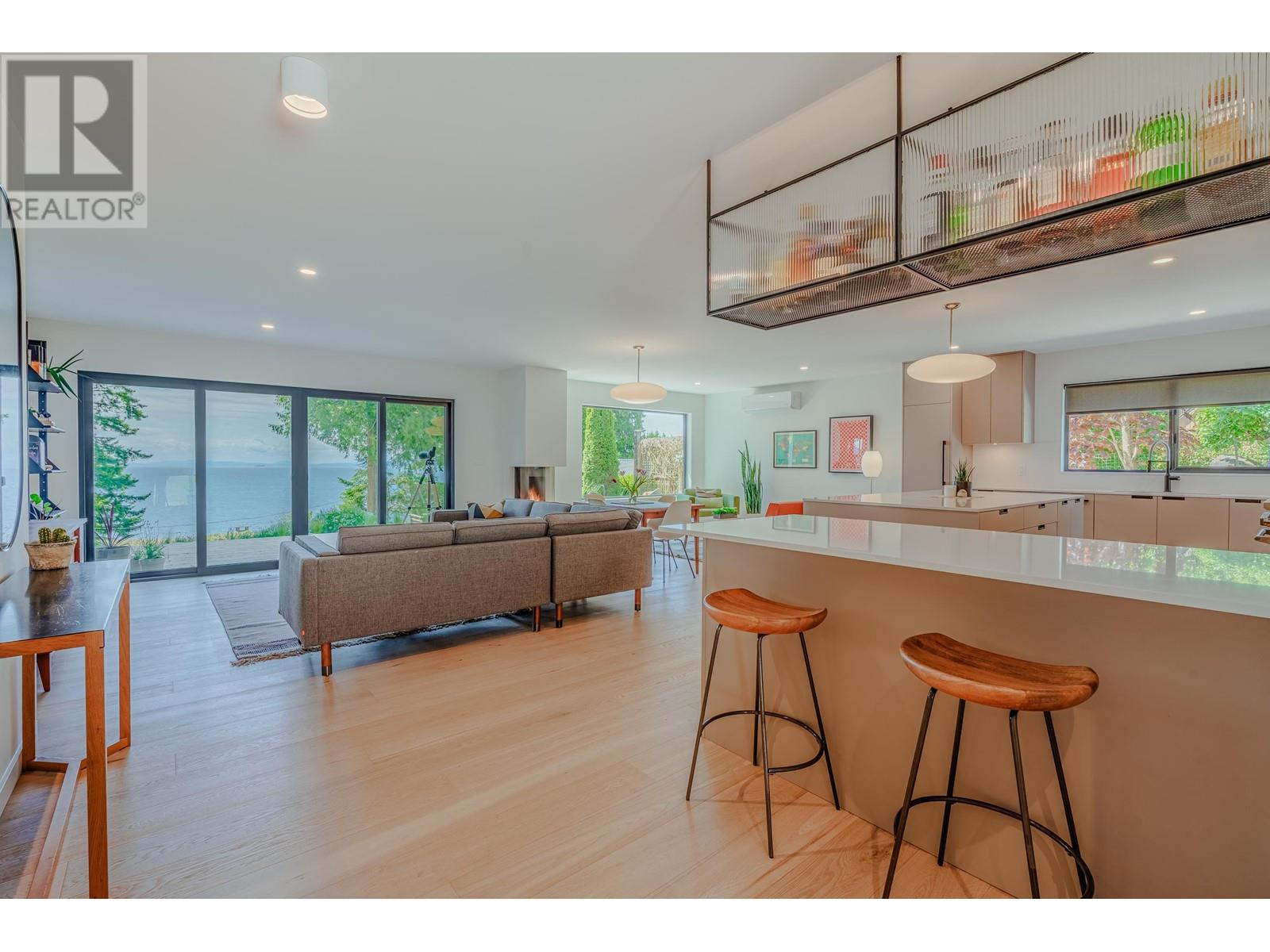 107 MAHAN ROAD, Gibsons