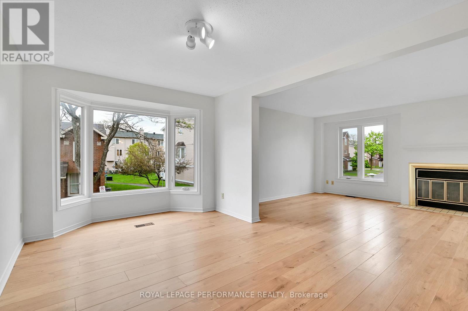 Photo 32 of 17 1838 Summerfields Crescent, Ottawa ON