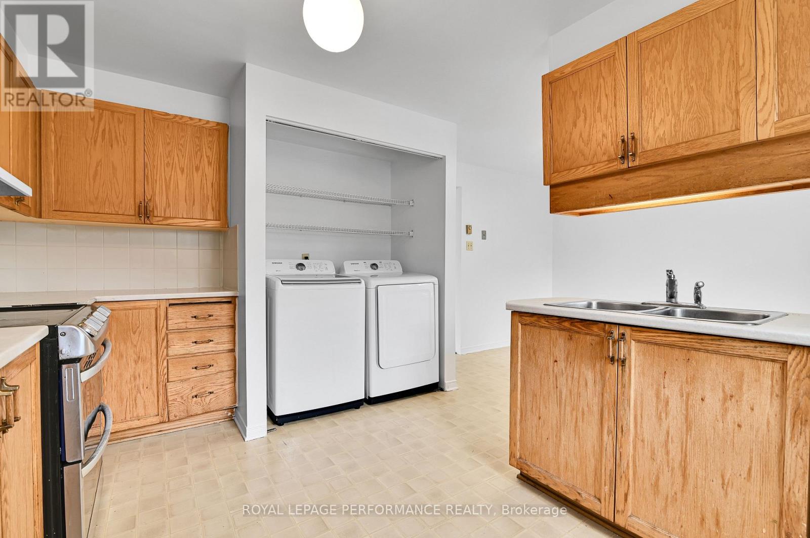 Photo 17 of 17 1838 Summerfields Crescent, Ottawa ON