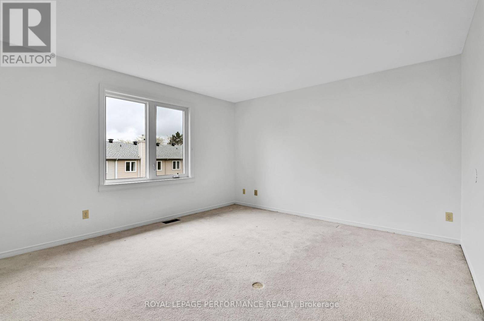 Photo 18 of 17 1838 Summerfields Crescent, Ottawa ON