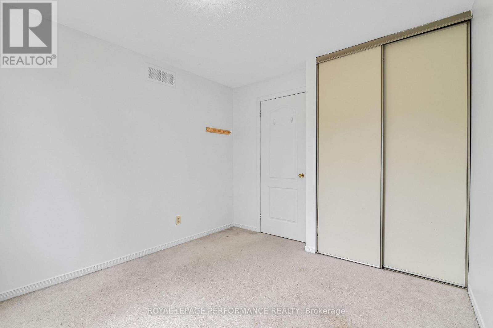 Photo 25 of 17 1838 Summerfields Crescent, Ottawa ON