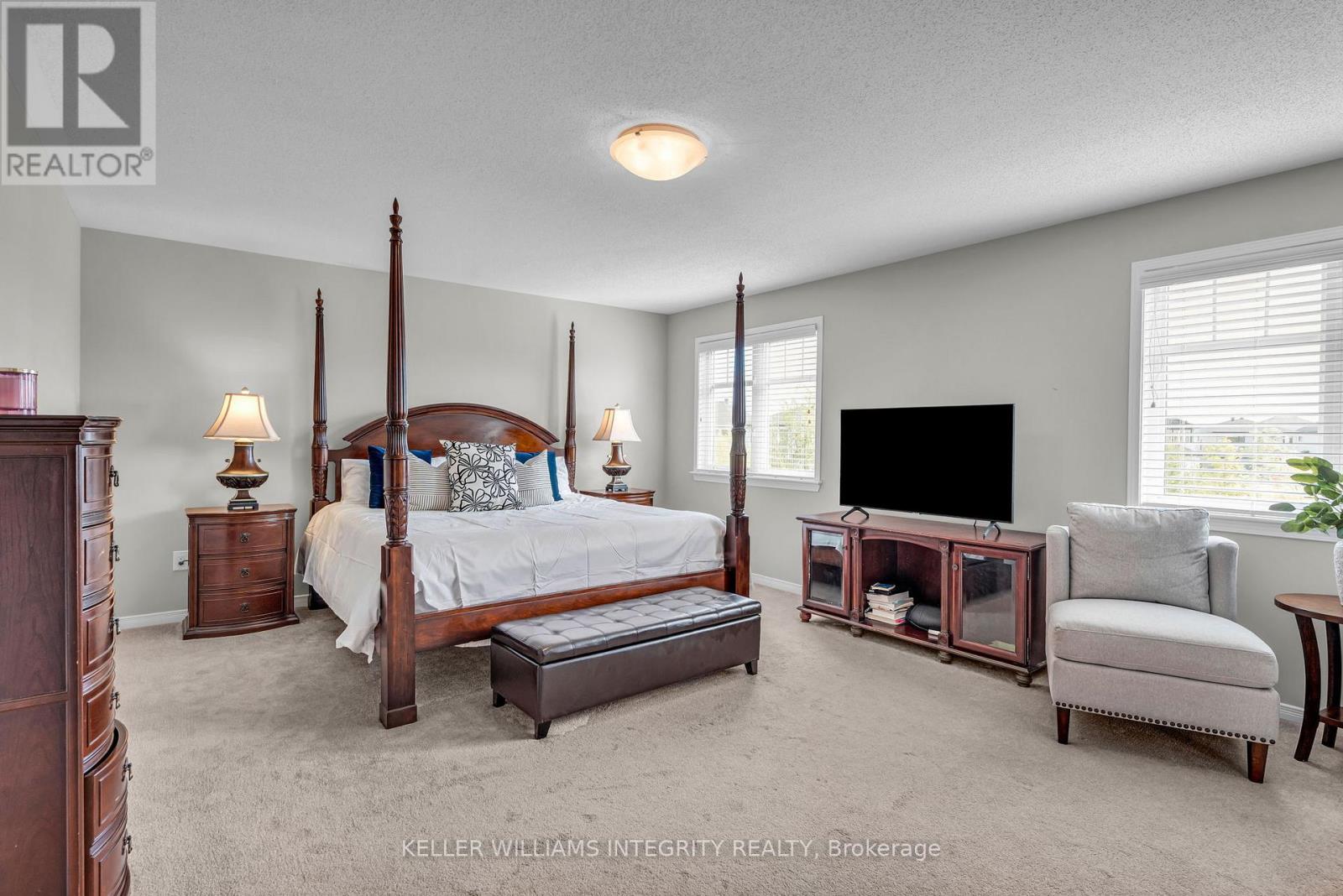 Photo 22 of 367 Andalusian Crescent, Ottawa ON