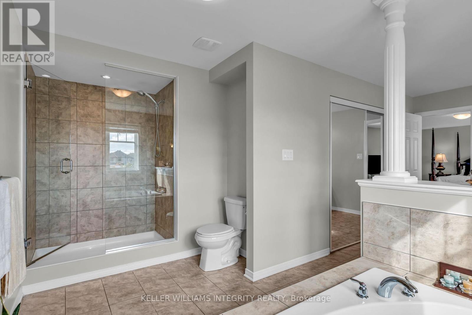 Photo 28 of 367 Andalusian Crescent, Ottawa ON