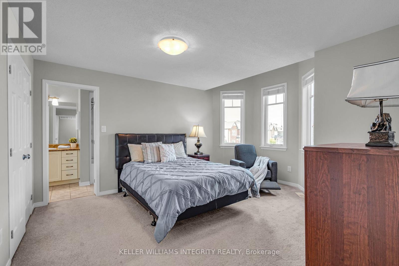 Photo 33 of 367 Andalusian Crescent, Ottawa ON