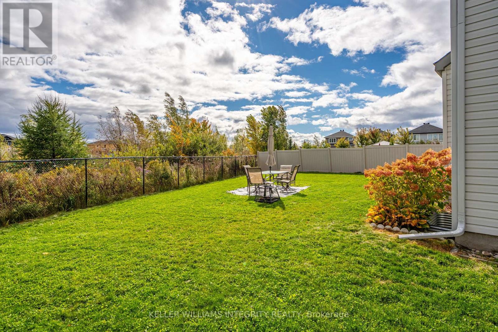 Photo 37 of 367 Andalusian Crescent, Ottawa ON