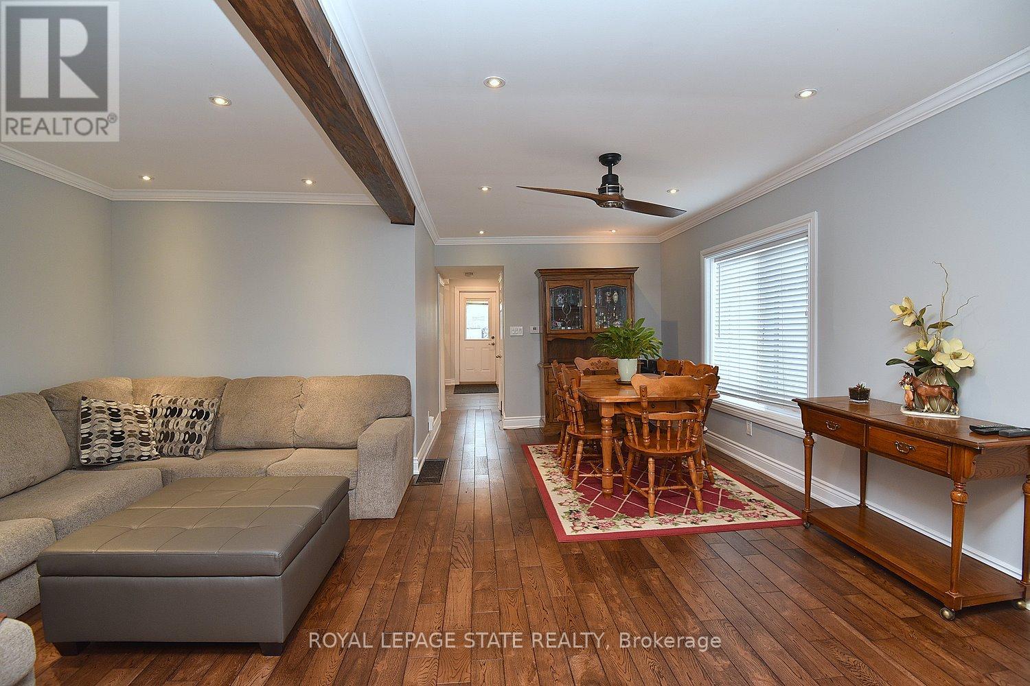 Photo 11 of 293 Fairfield Avenue, Hamilton ON