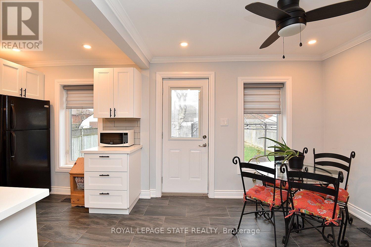 Photo 23 of 293 Fairfield Avenue, Hamilton ON