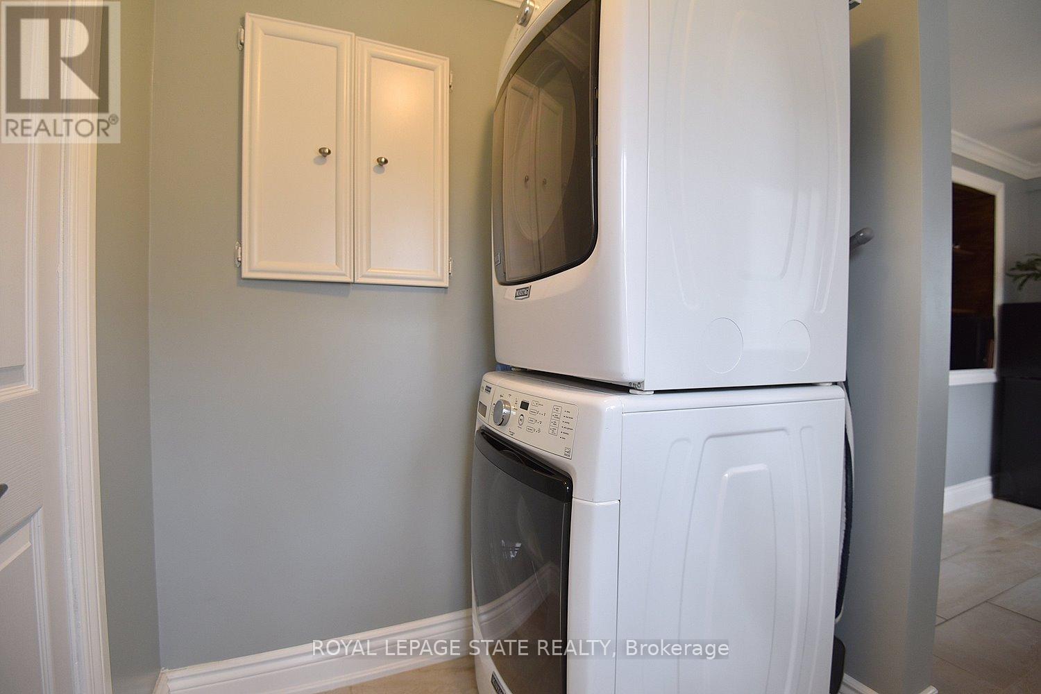 Photo 25 of 293 Fairfield Avenue, Hamilton ON