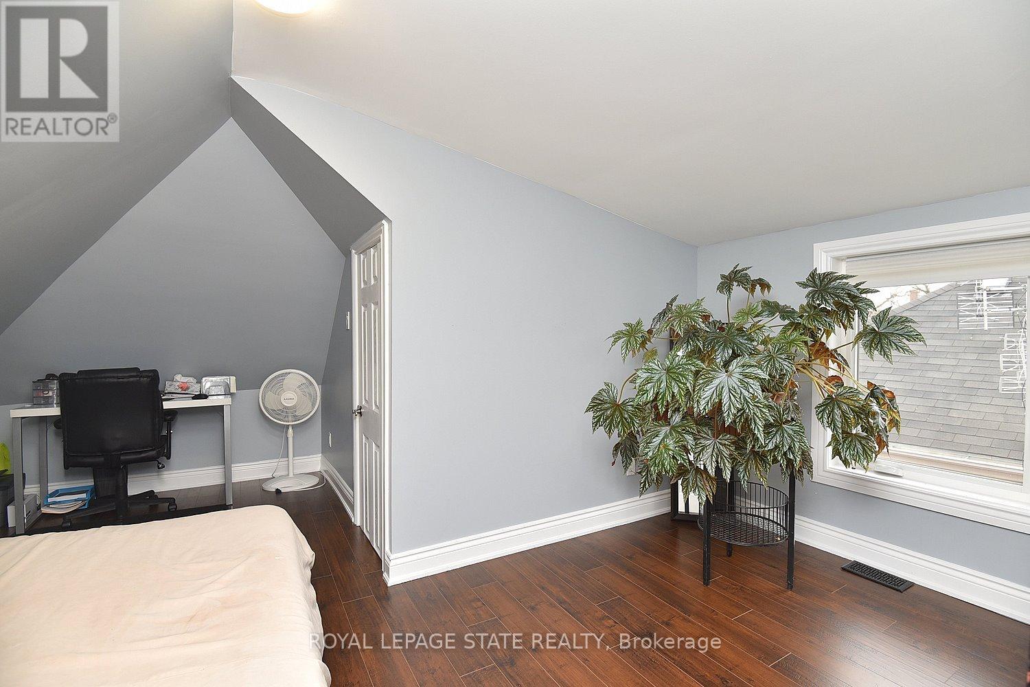 Photo 28 of 293 Fairfield Avenue, Hamilton ON