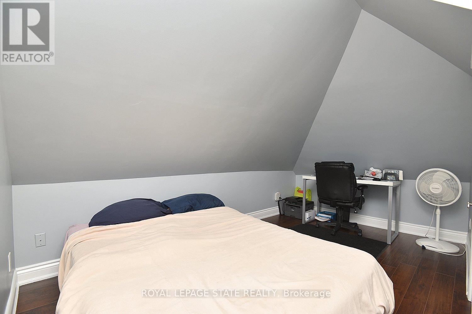 Photo 29 of 293 Fairfield Avenue, Hamilton ON