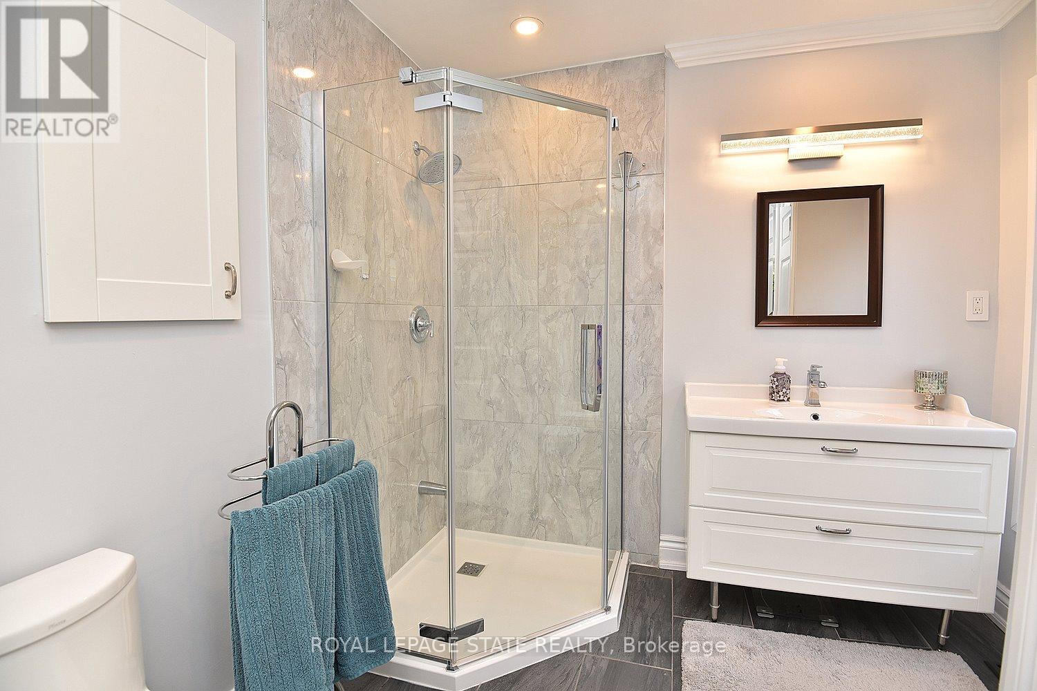 Photo 30 of 293 Fairfield Avenue, Hamilton ON