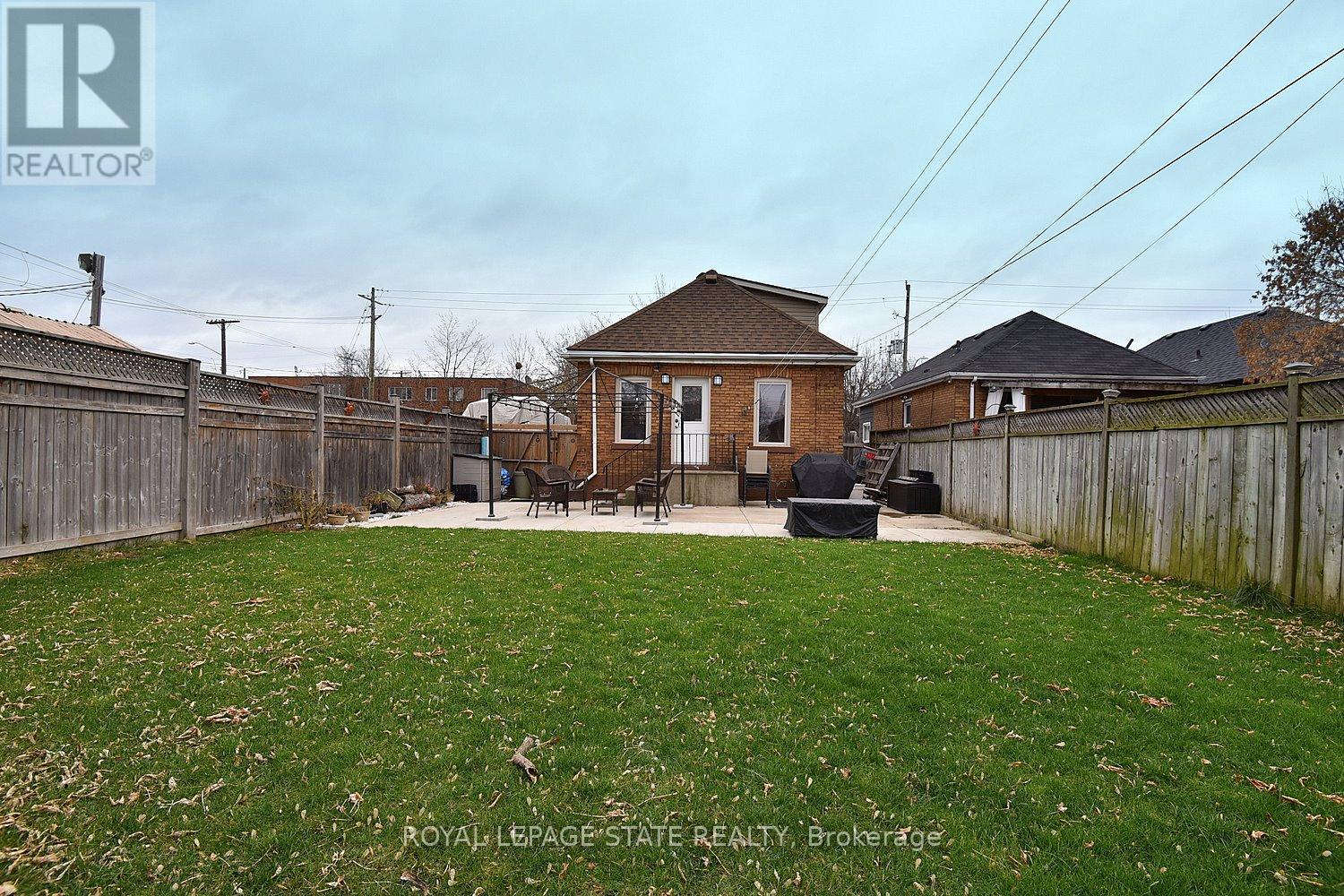 Photo 36 of 293 Fairfield Avenue, Hamilton ON