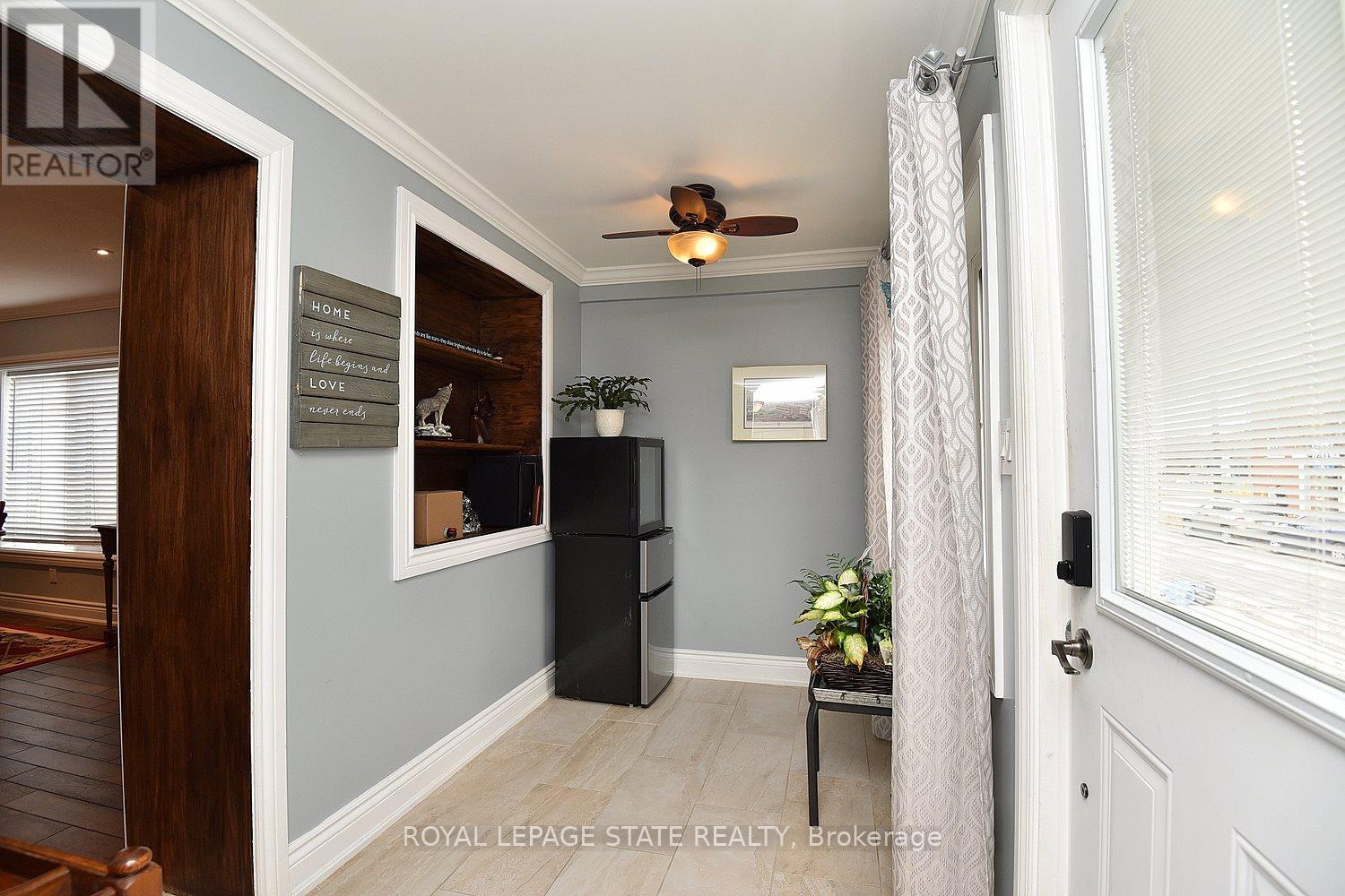 Photo 6 of 293 Fairfield Avenue, Hamilton ON