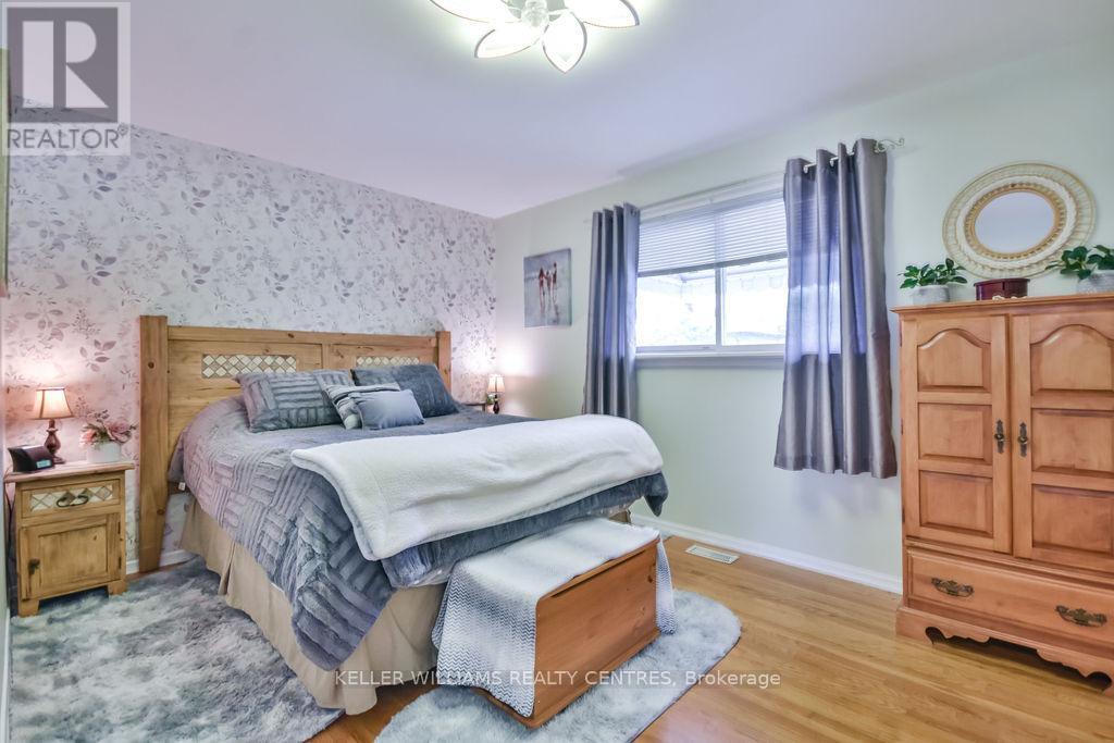 Photo 33 of 658 Manly Street, Midland ON