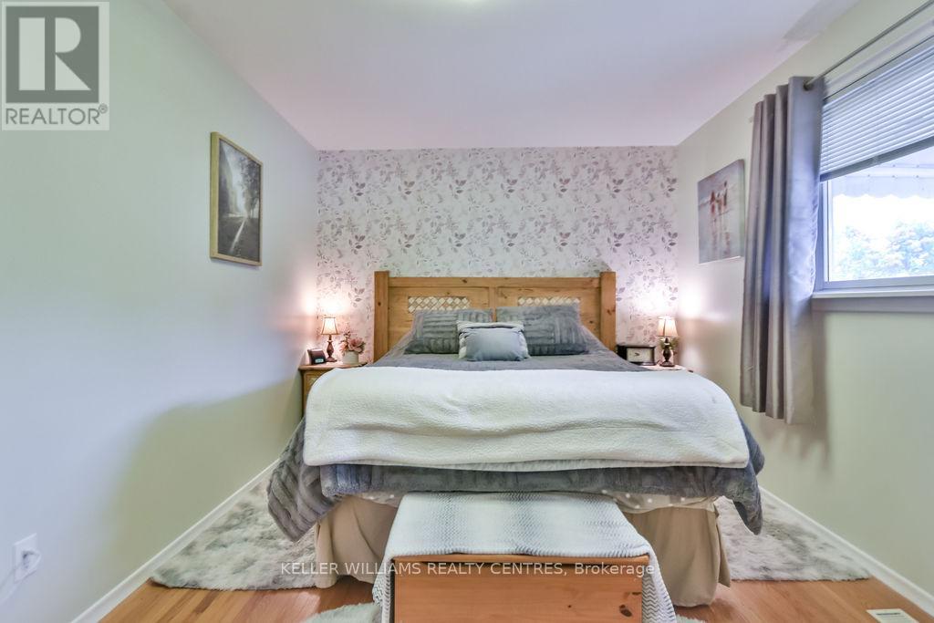 Photo 13 of 658 Manly Street, Midland ON
