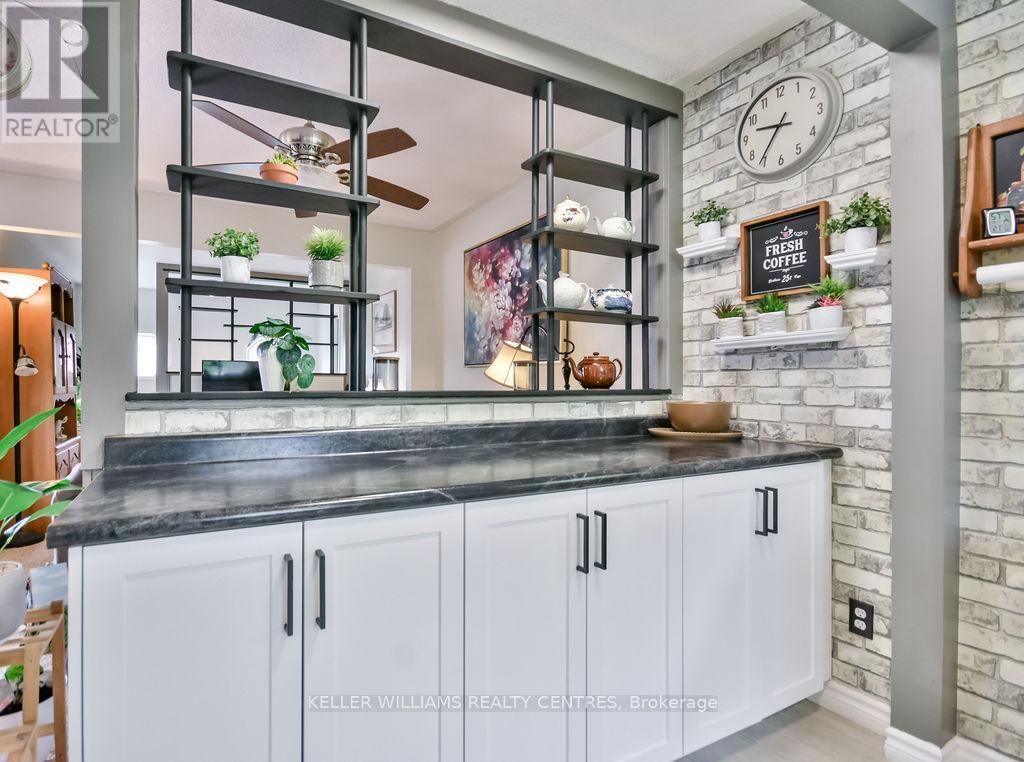 Photo 36 of 658 Manly Street, Midland ON