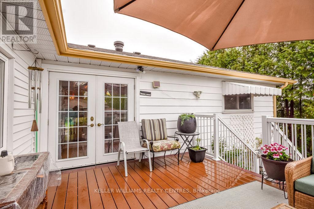 Photo 9 of 658 Manly Street, Midland ON