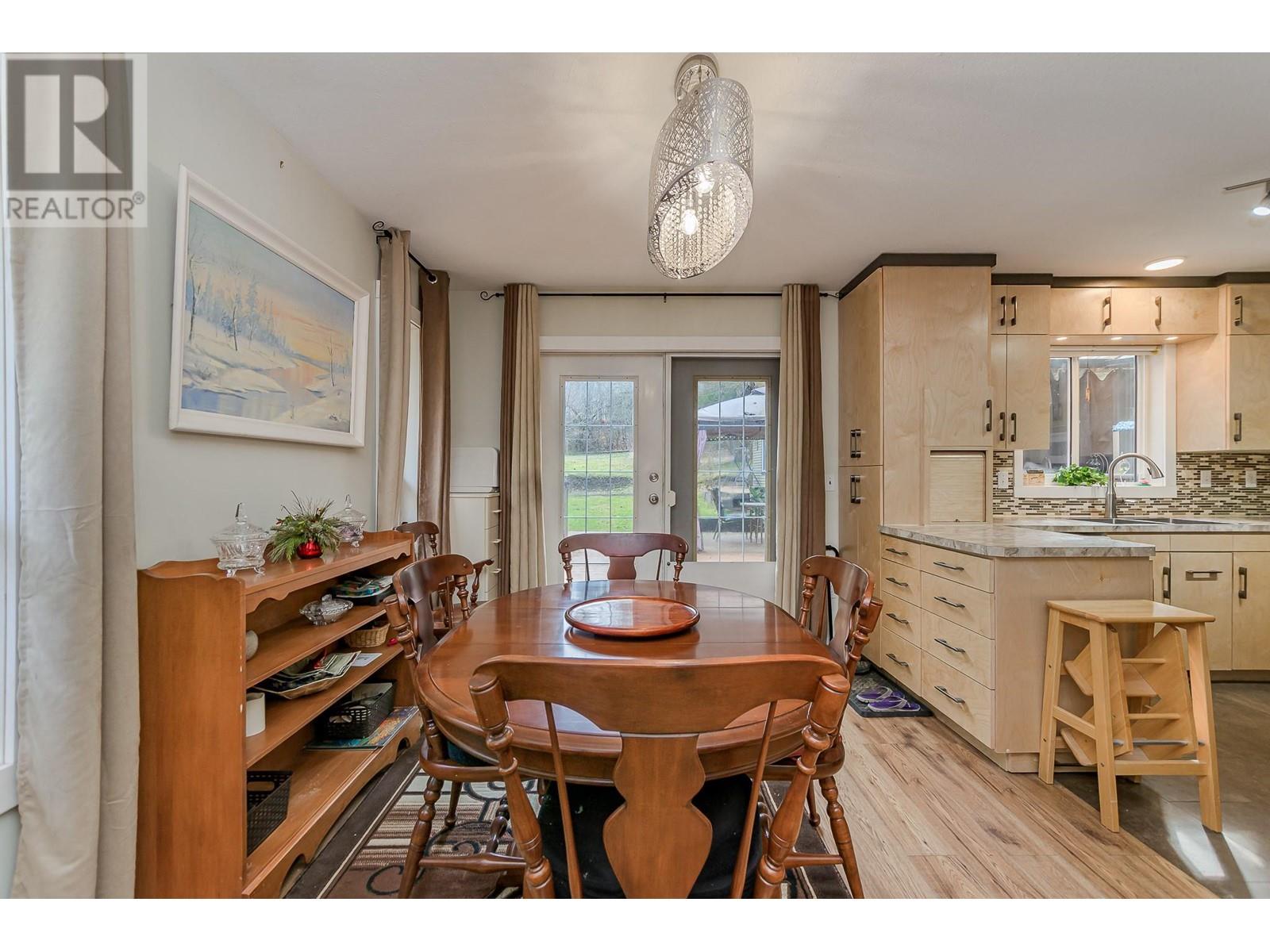 Photo 55 of 4850 Foothill Road Sw, Salmon Arm BC
