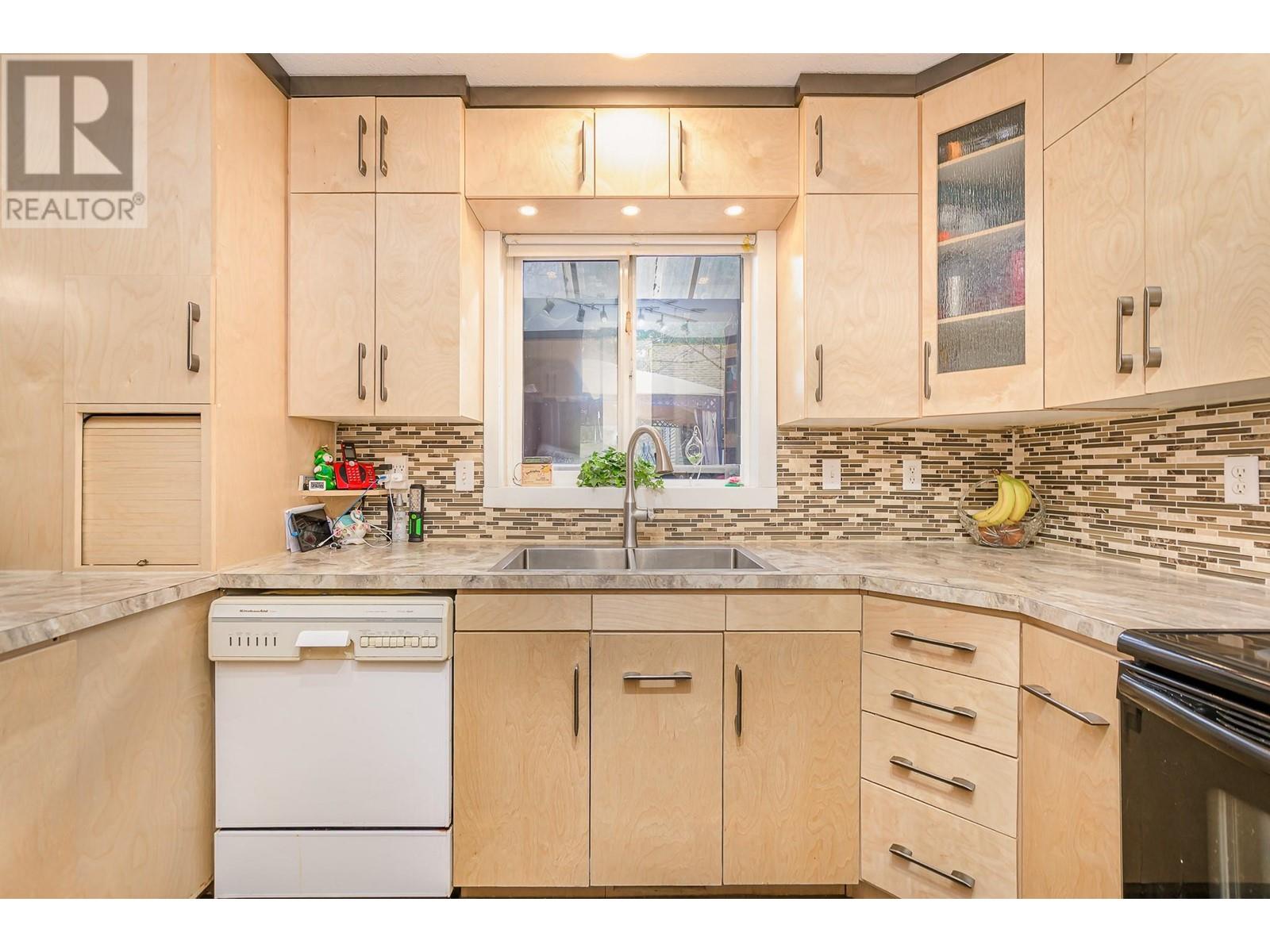 Photo 28 of 4850 Foothill Road Sw, Salmon Arm BC