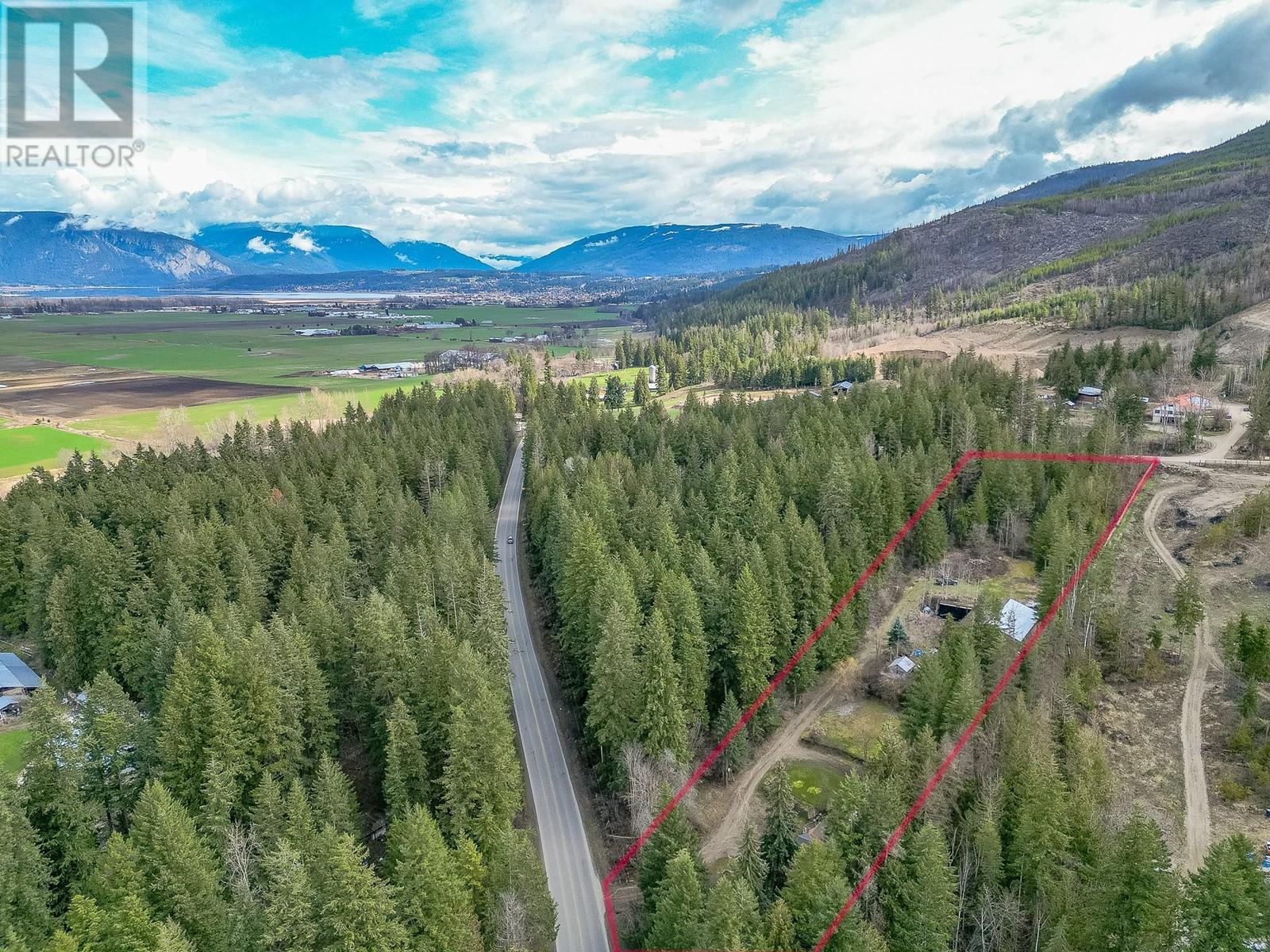 Photo 1 of 4850 Foothill Road Sw, Salmon Arm BC
