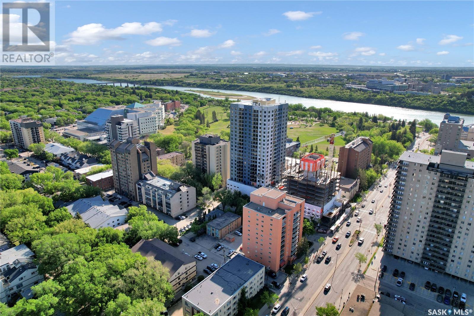 Photo 8 of 703 405 5th Avenue N, Saskatoon SK