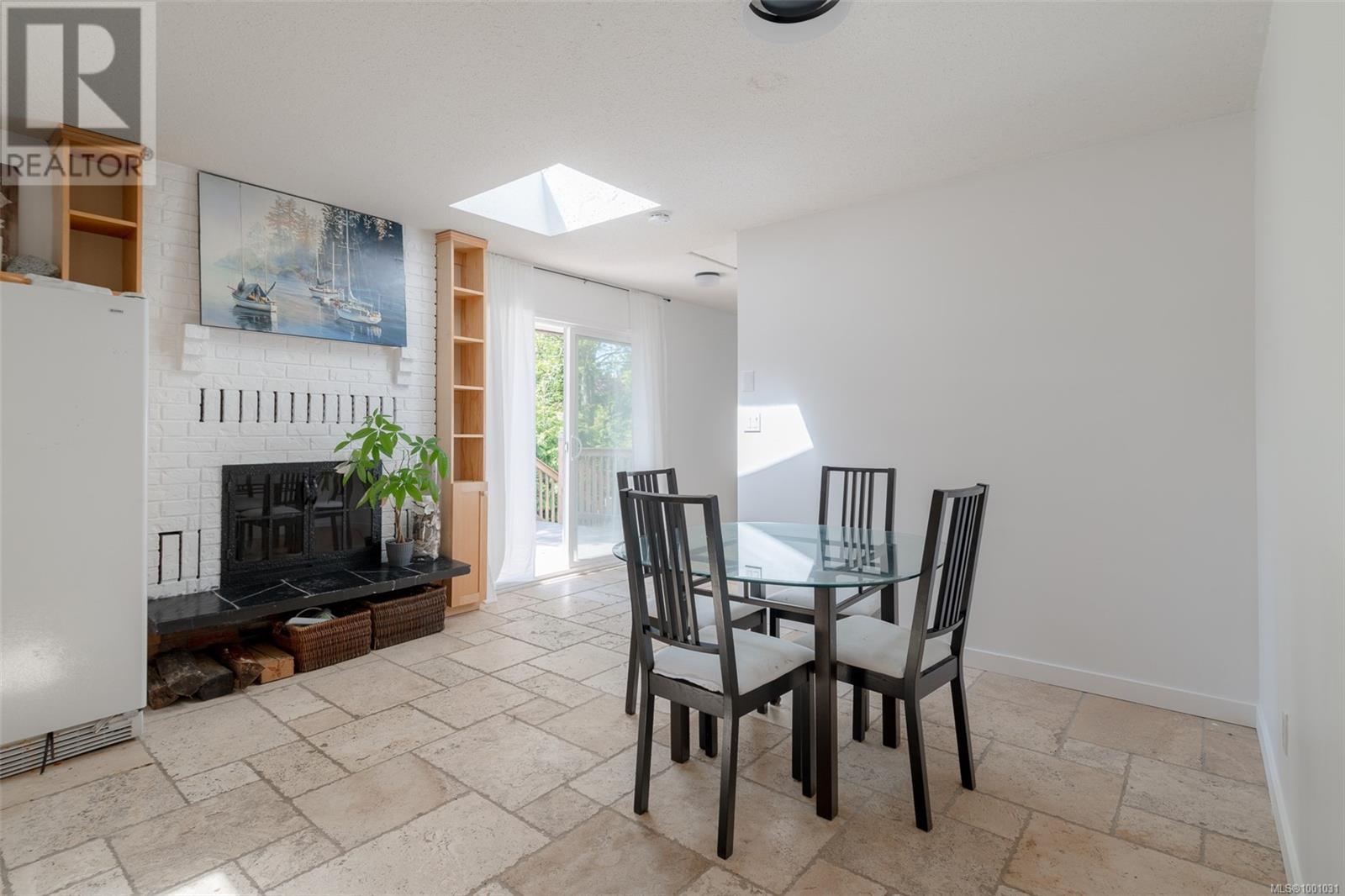 1025 Maple Lane Dr, Parksville real estate listing 1001031