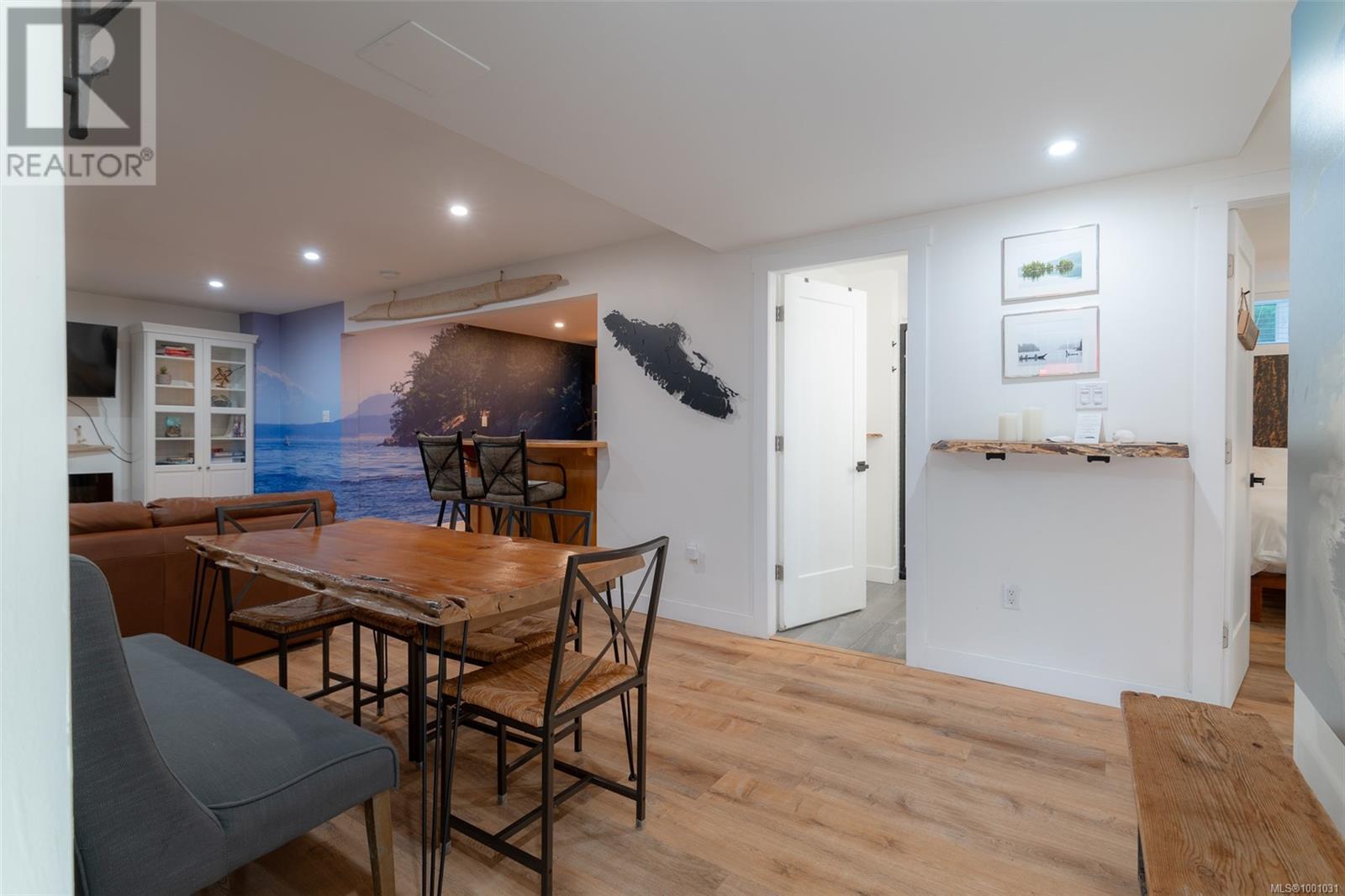 1025 Maple Lane Dr, Parksville real estate listing 1001031