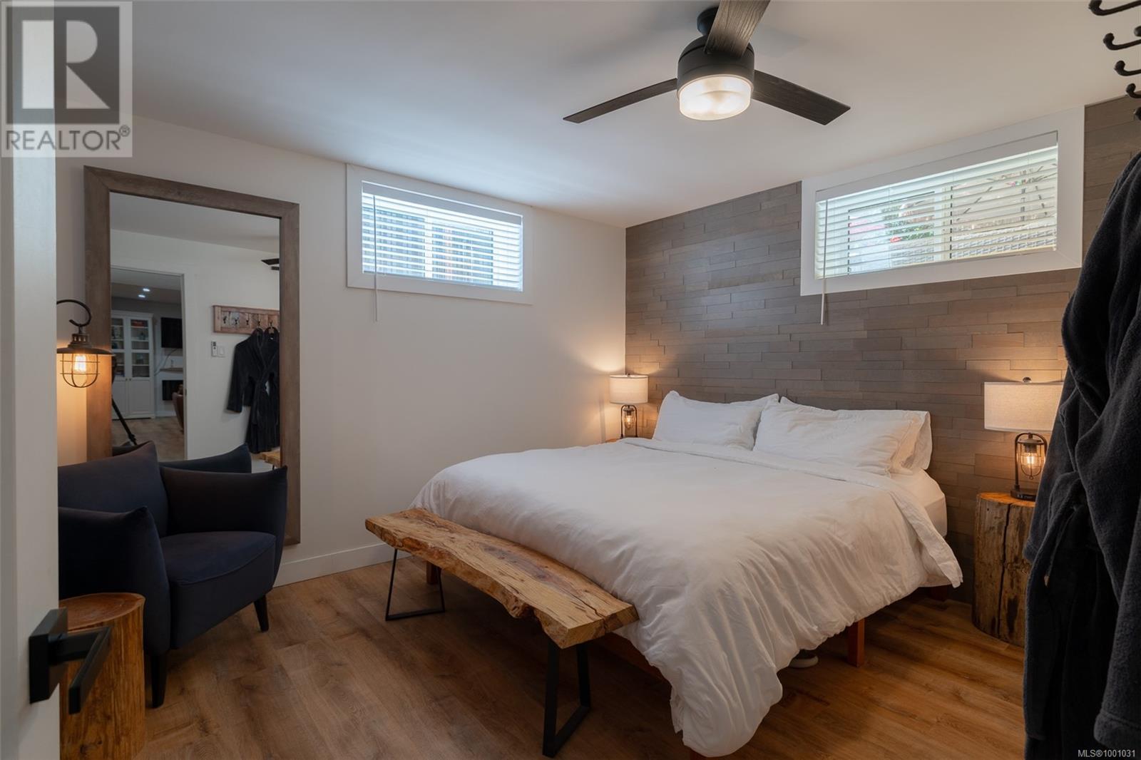 1025 Maple Lane Dr, Parksville real estate listing 1001031