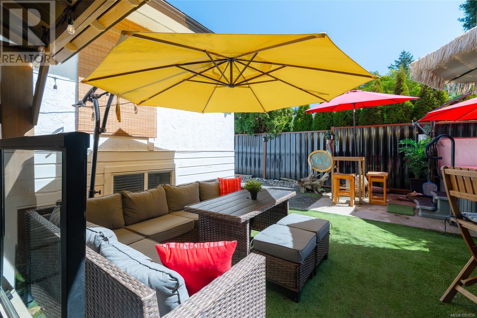 1025 Maple Lane Dr, Parksville real estate listing 1001031